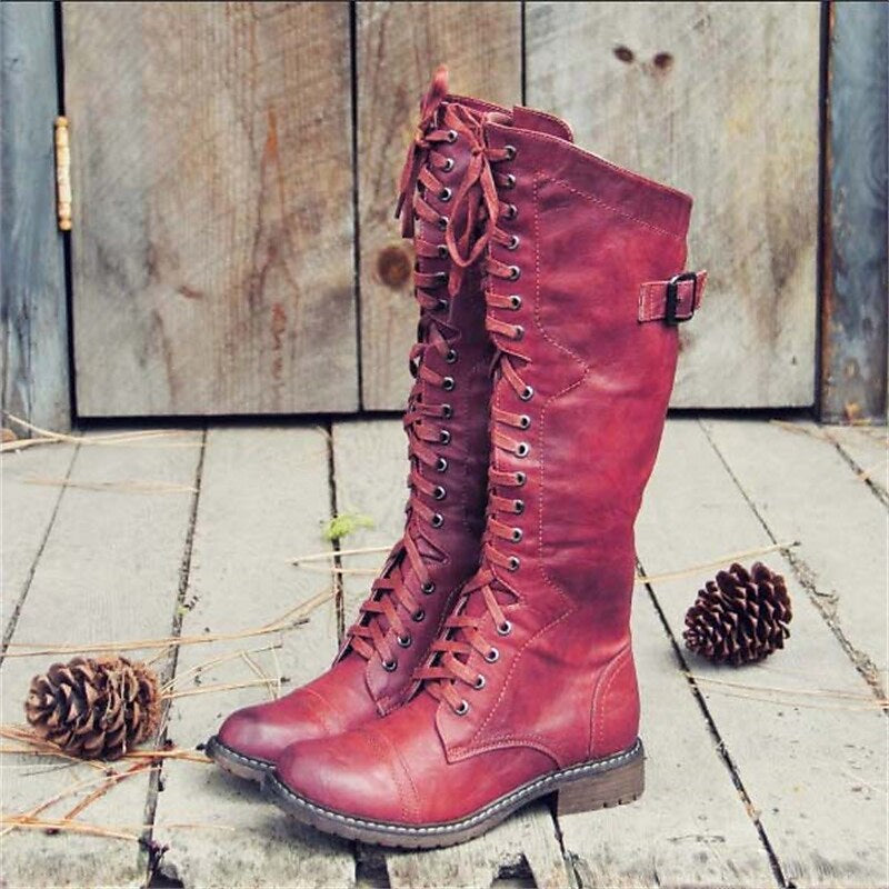 Hohe Stiefel mit Schnürung und Profilsohle für Damen in Rot - Ansicht 2