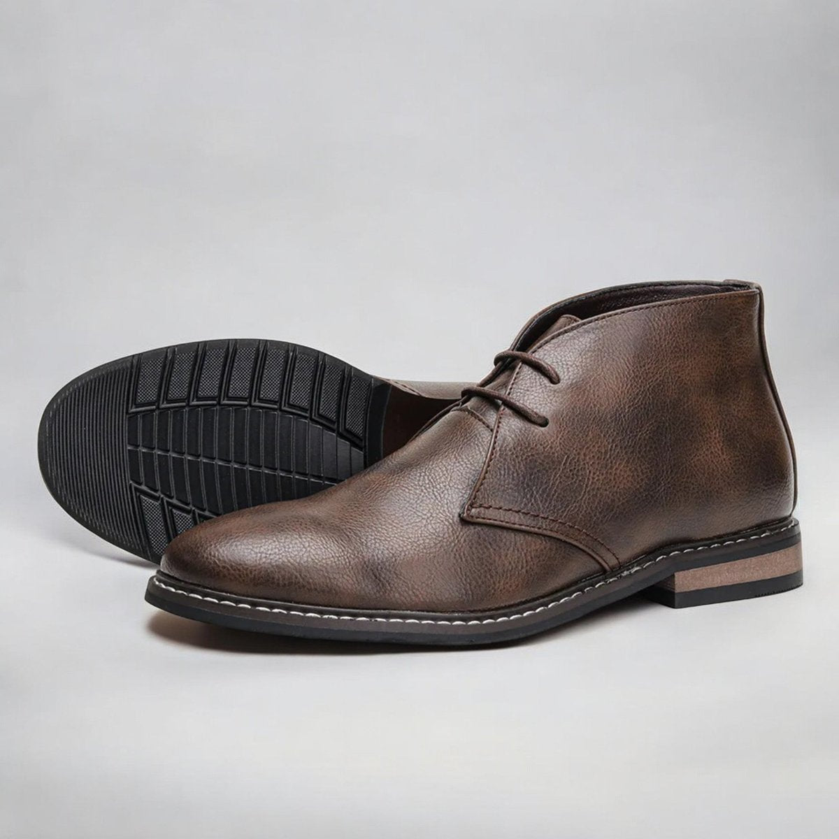 Stiefelett Herren mit Schnürung, Kunstleder und robuster Laufsohle