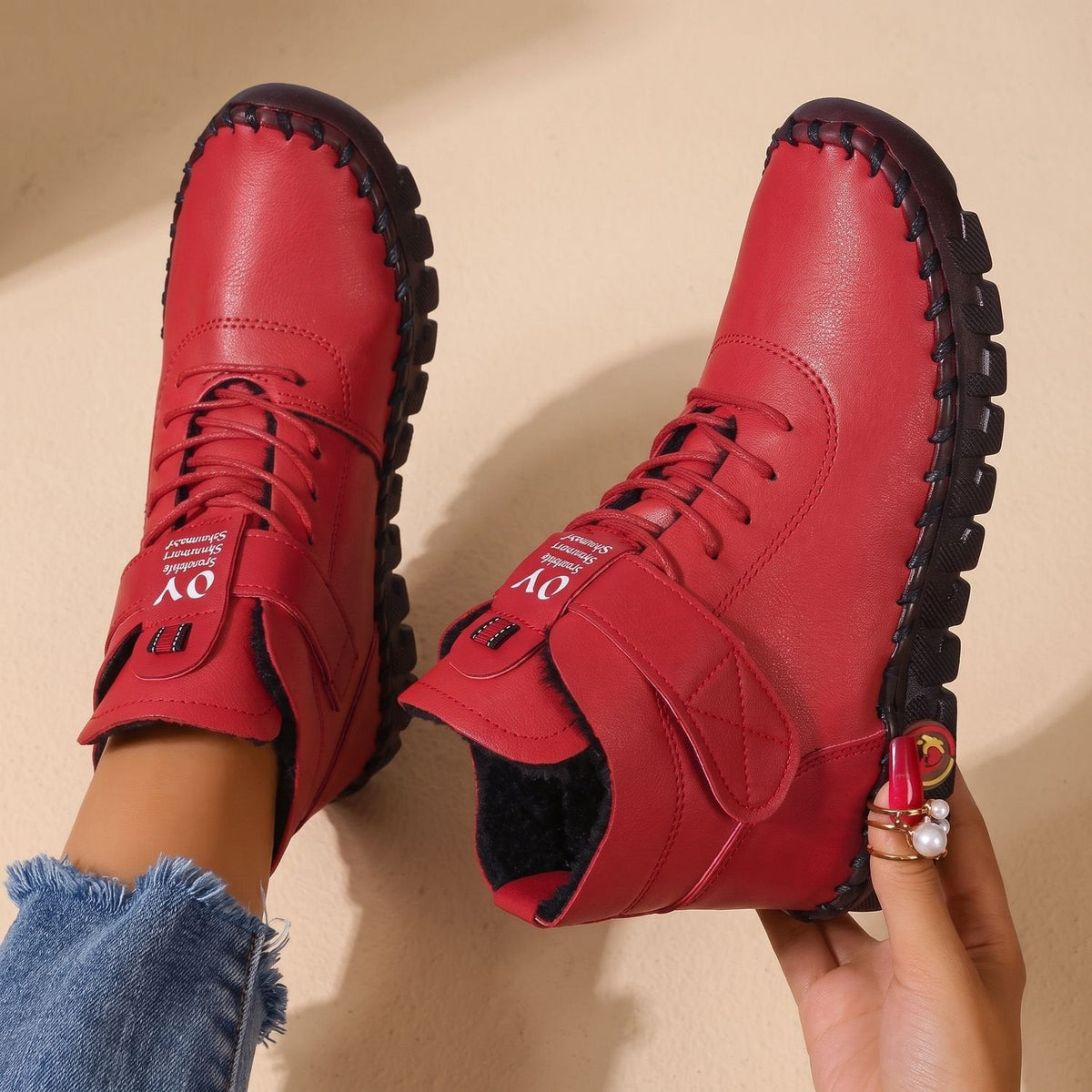 Stiefeletten Damen aus Kunstleder, gefüttert mit Klettverschluss
