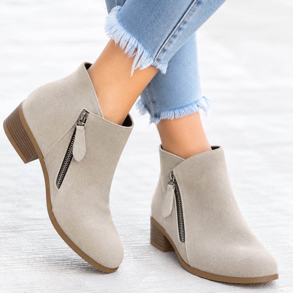 Stiefeletten mit Blockabsatz und seitlichem Zipper für Damen in Beige - Ansicht 12