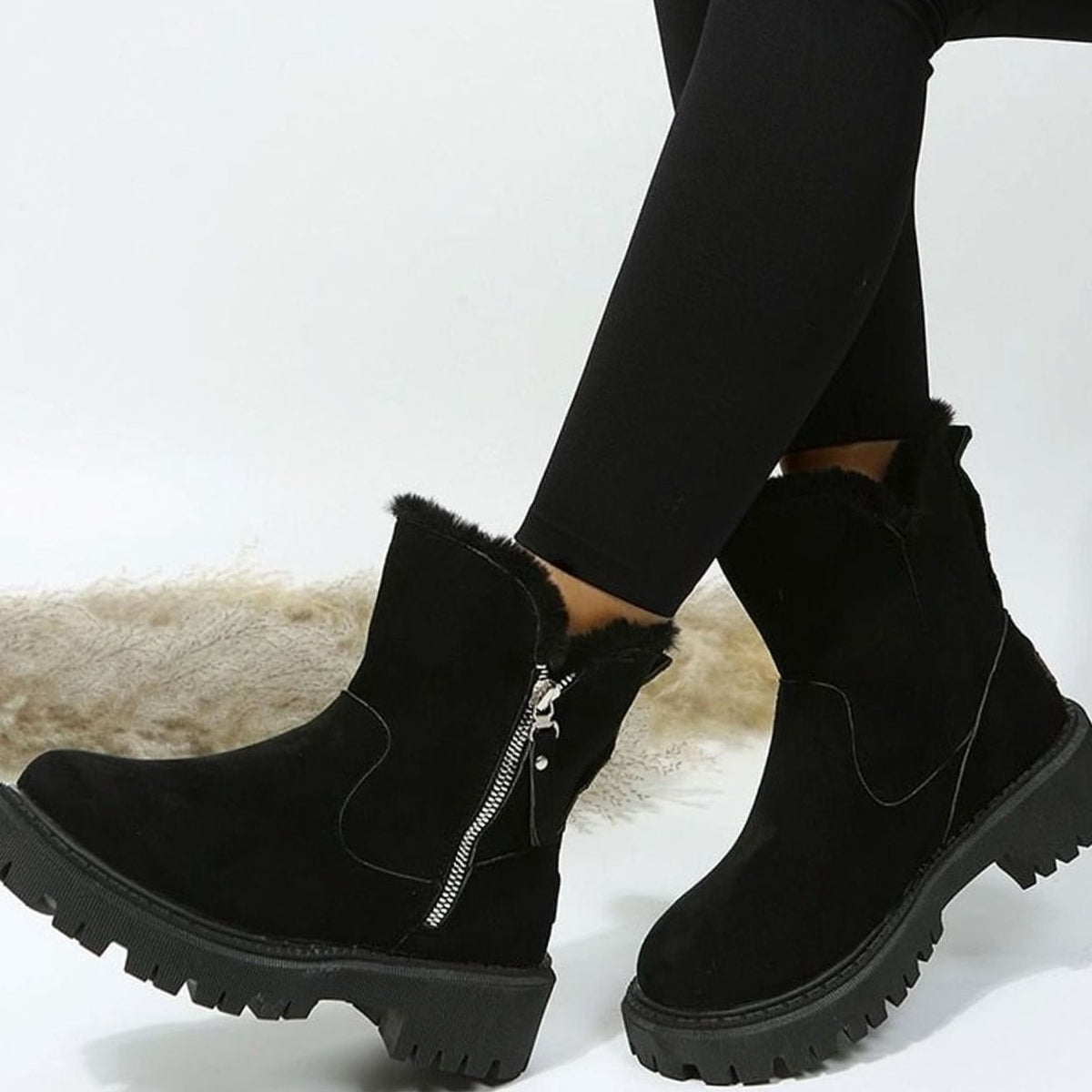 Gefütterte Stiefeletten Damen in Wildleder-Optik mit Reißverschluss