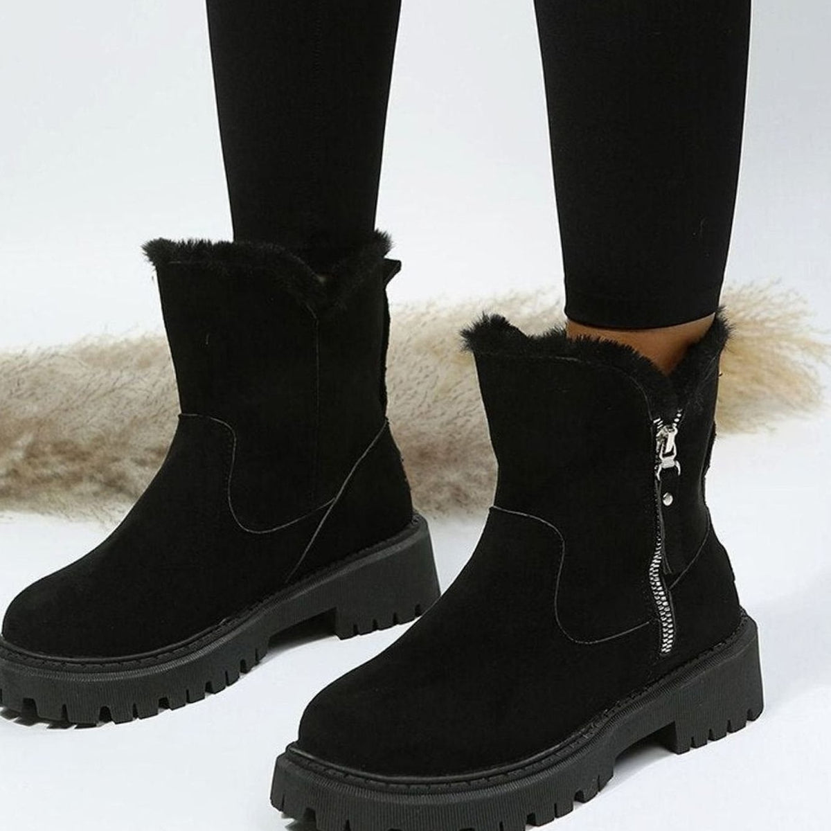 Gefütterte Stiefeletten Damen in Wildleder-Optik mit Reißverschluss