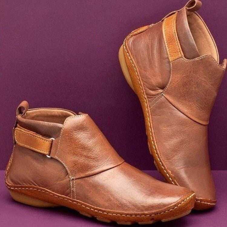 Stiefeletten Damen mit Riemenverschluss und handgenähter Optik