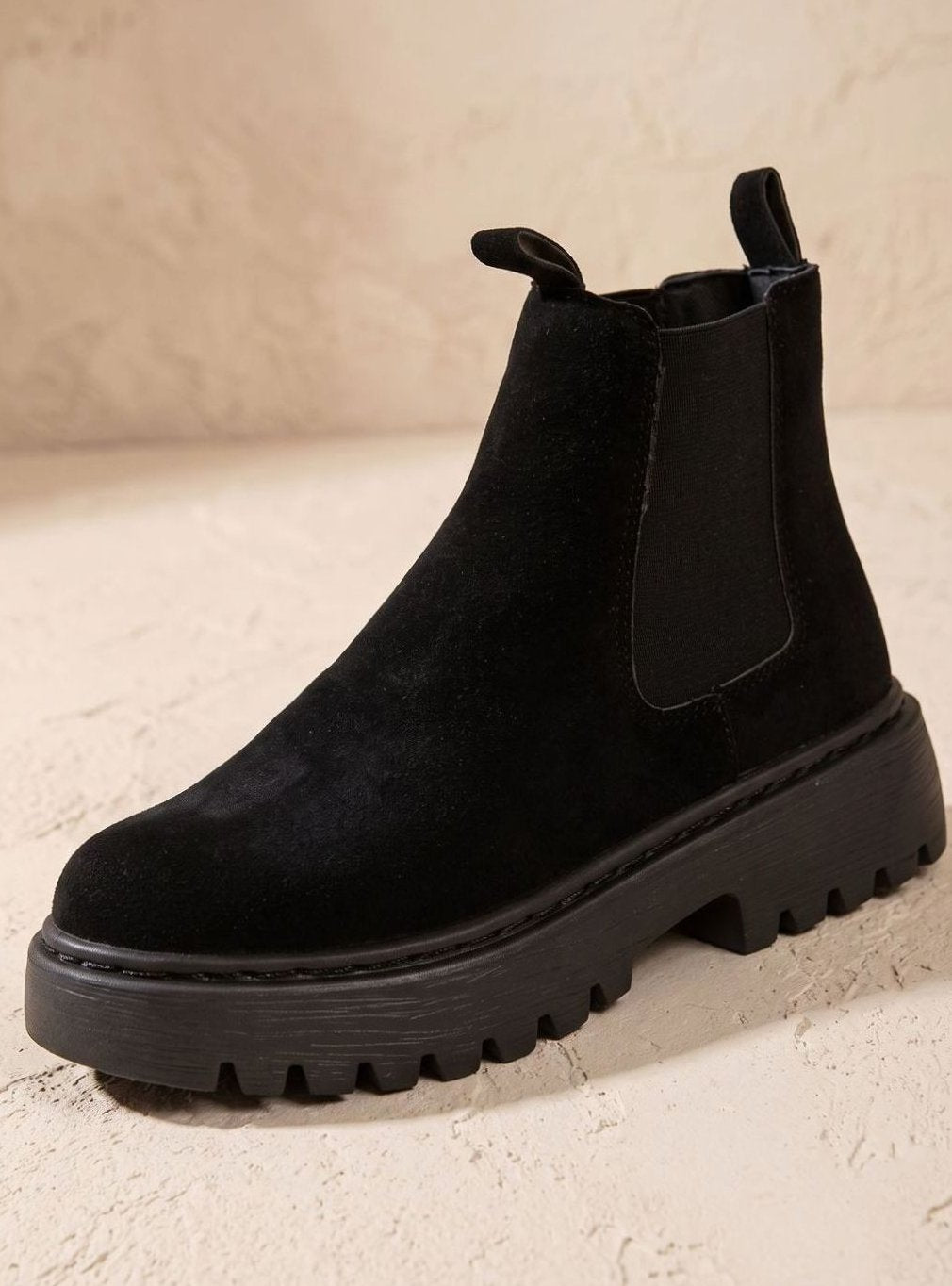 Stiefeletten Damen Chelsea Boots Slip on Plateausohle Wildlederoptik