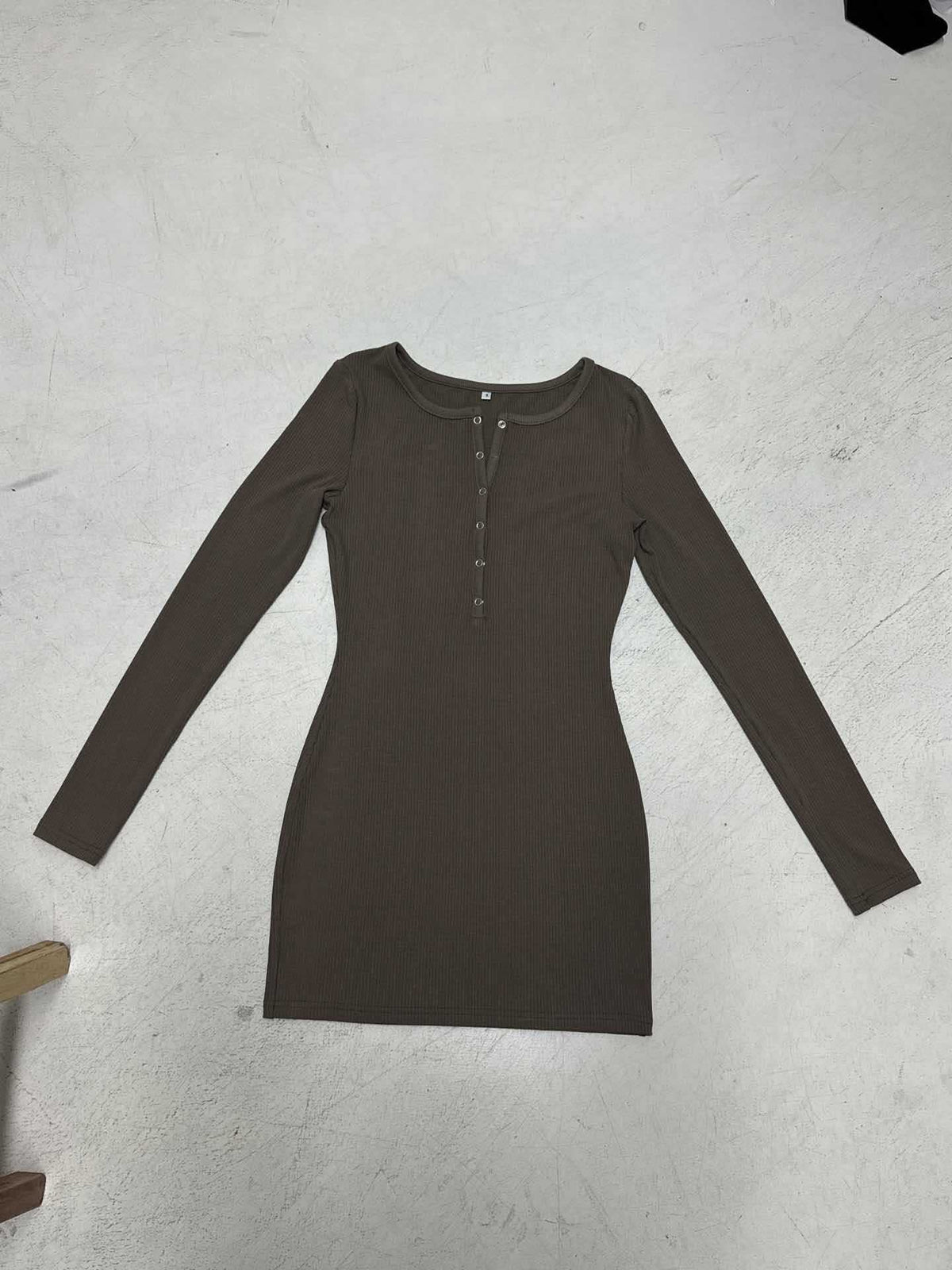 Strickkleid mit Rippstruktur und Henley-Knopfleiste für Damen