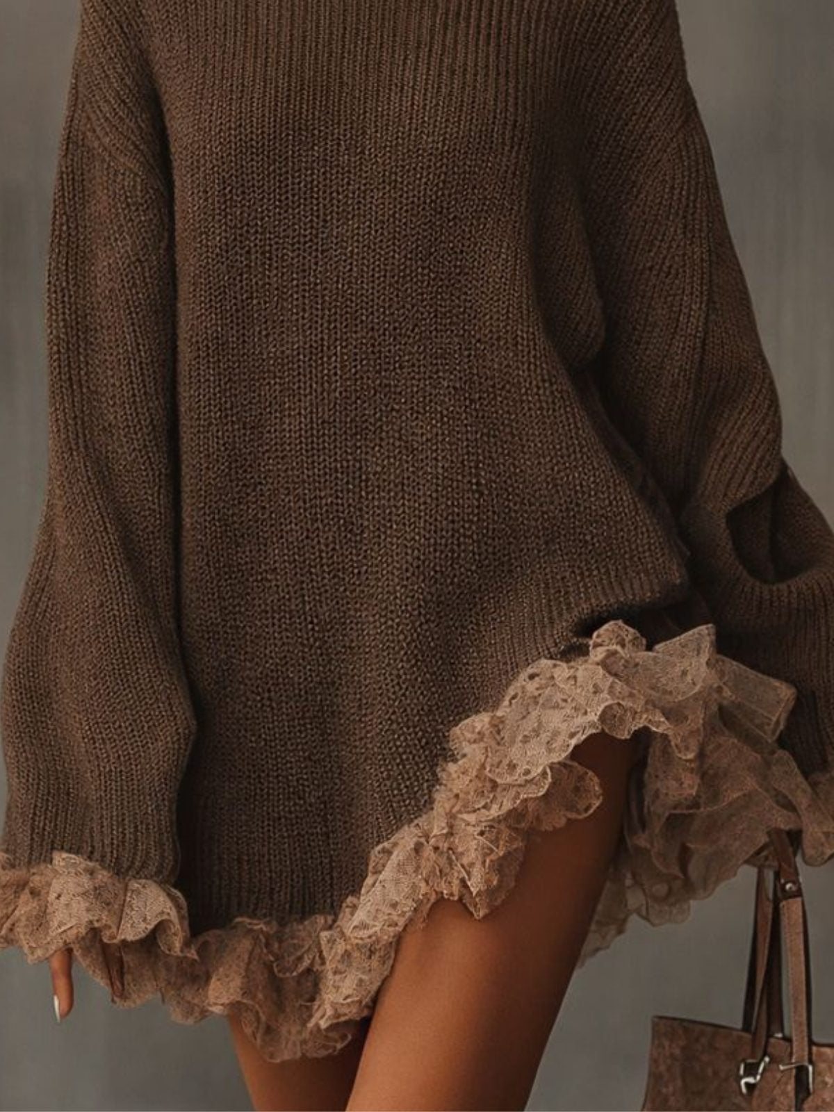 Strickkleid mit Rippstruktur und Spitzenrüschen für Damen