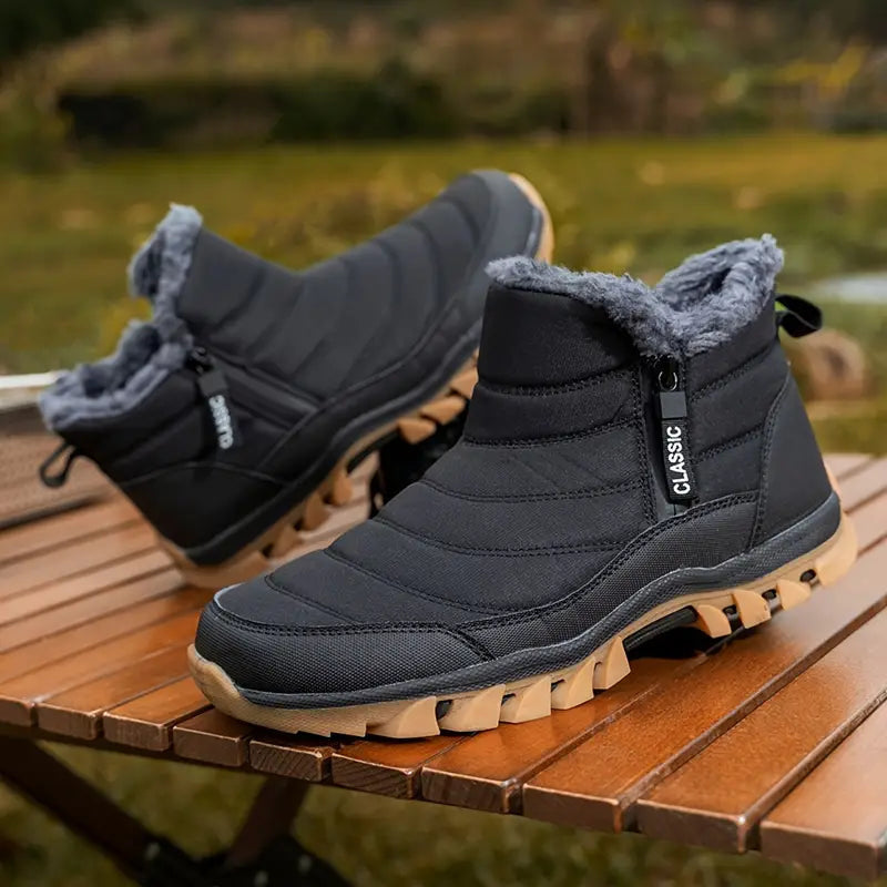 Winterstiefel gefüttert mit Gummisohle für Herren in Schwarz
