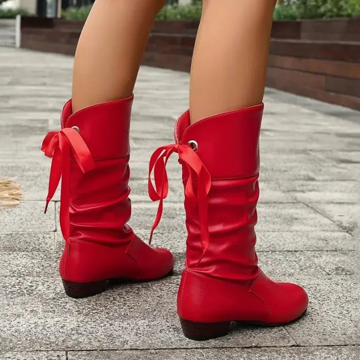 Stiefeletten Damen mit gerafftem Schaft und flachem Blockabsatz